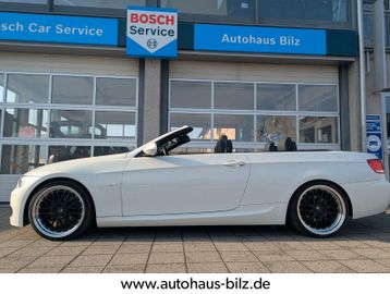 Gebrauchtwagen BMW 320d 320d Cabrio E93 M Paket*19Zoll*Navi*Xenon*Leder in Collenberg